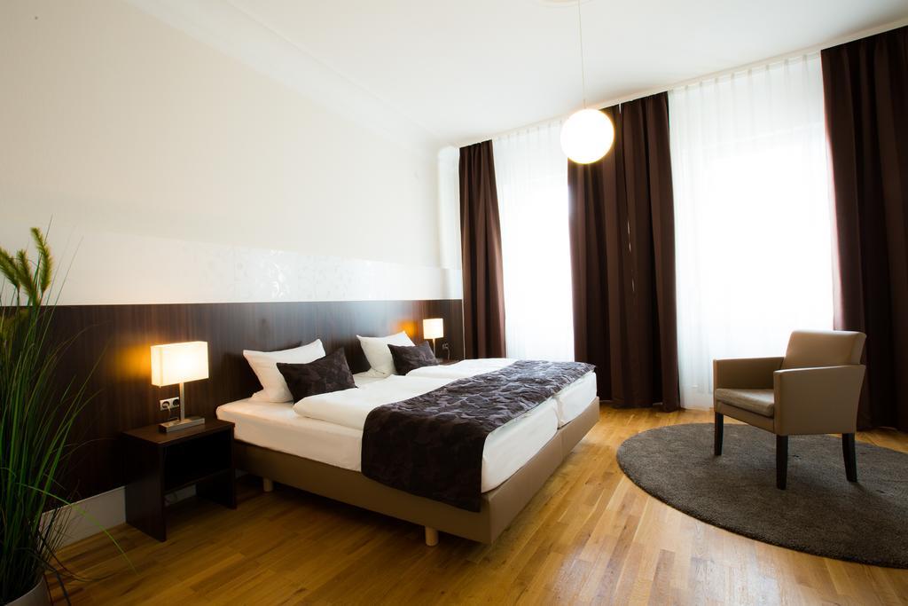 Hotel & Living Am Wartturm - Hotel & Apartments Speyer Bagian luar foto
